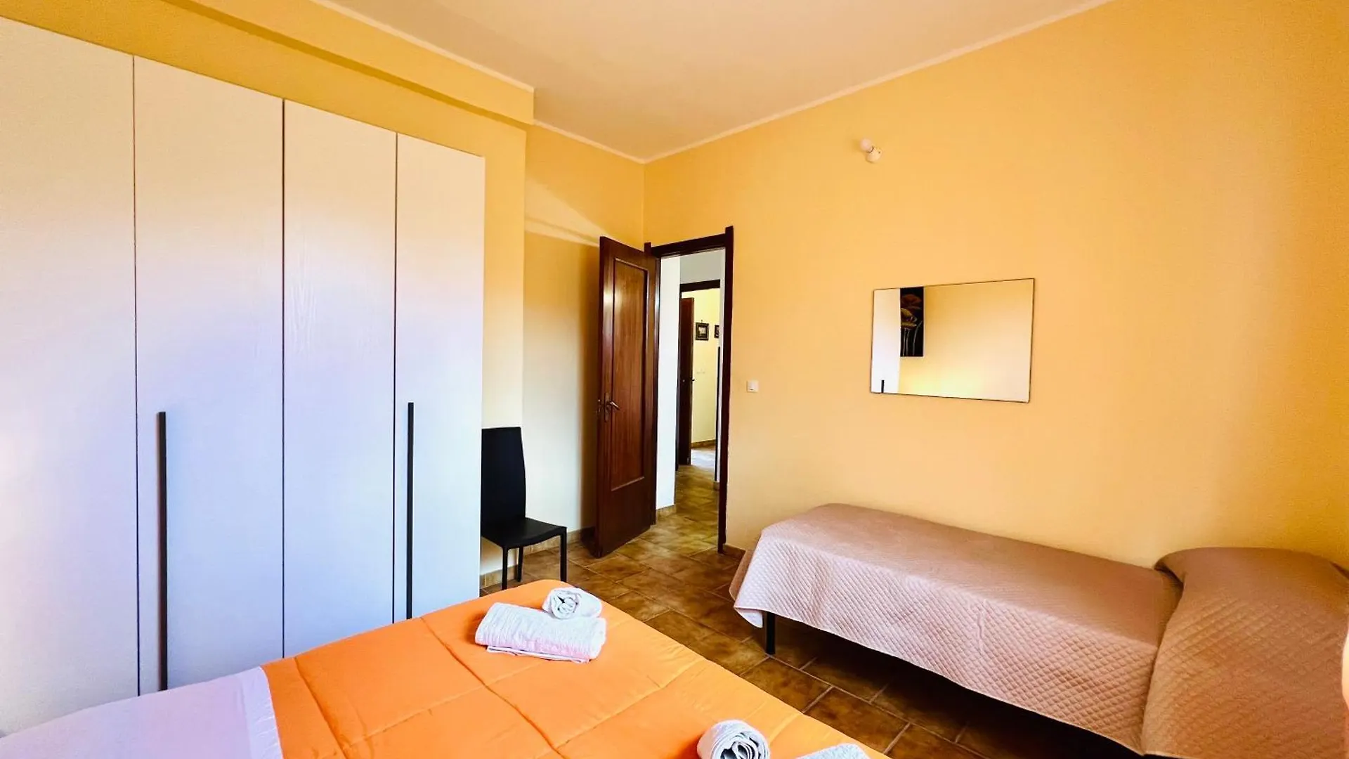 Villa Giada Carini 0*,  Italia